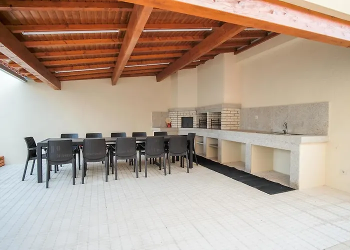 Villa In Esposende